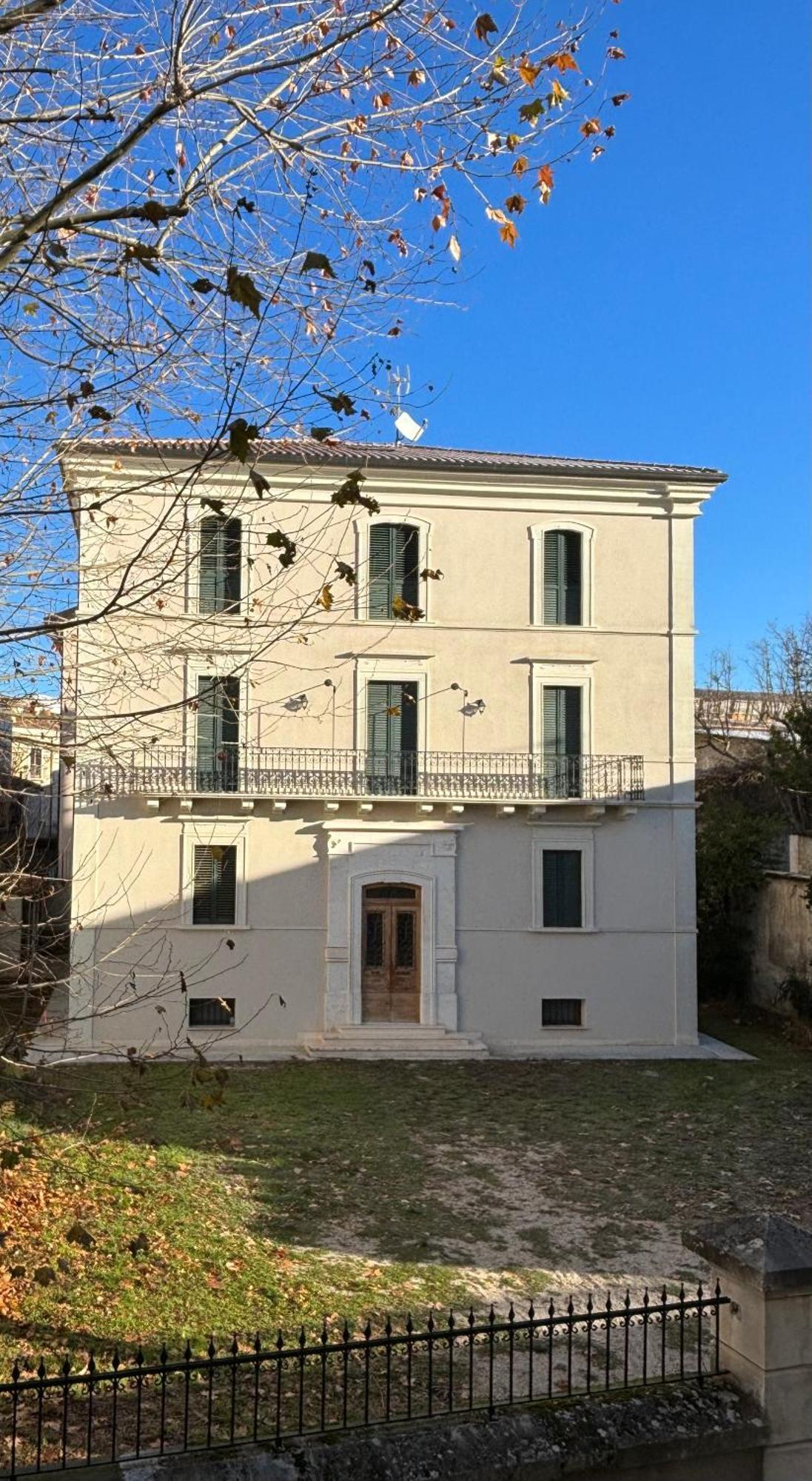 Casa Fabi - L'Aquila Apartment Bagian luar foto